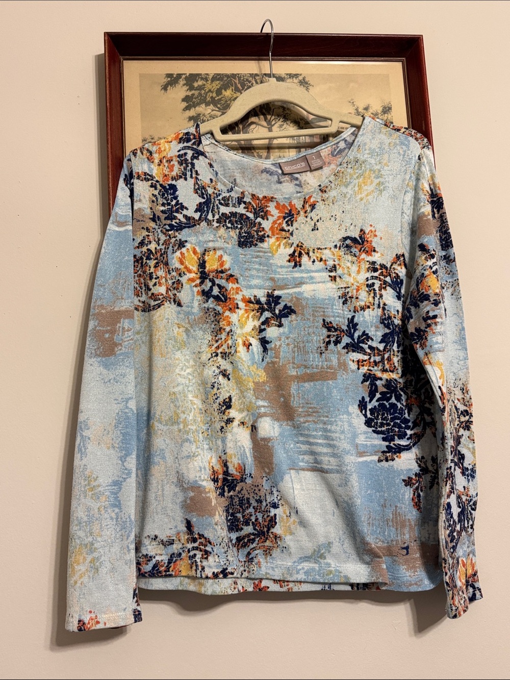 Chico’s Women’s Long Sleeve Scoop-Neck
Water Inspired Floral Print Blue Orange L